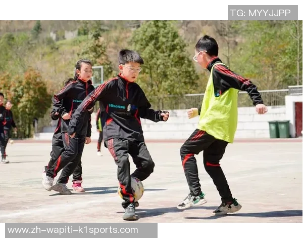 新田：支教送上门 点亮村庄少年“足球梦”