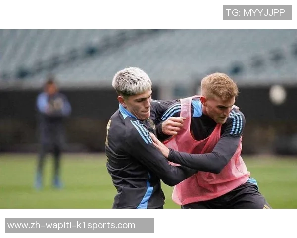 旧日曼联锋线尖刀重焕活力:三年时刻身价飙升至5000万欧元,重返巅峰 旧日曼联锋线尖刀重焕活力:三年时刻身价飙升至5000万欧元,重返巅峰